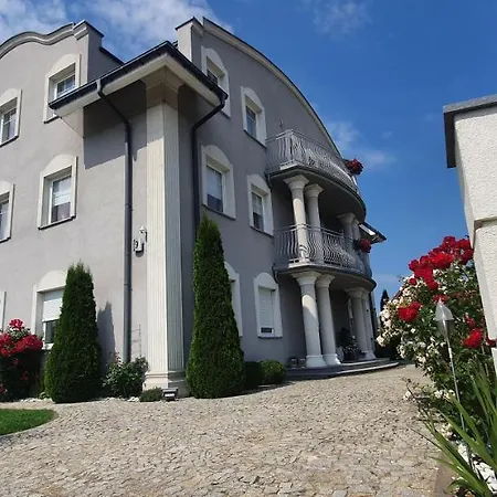 Taan Royal Bed & Breakfast