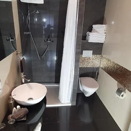Taan Royal 4* Rewal