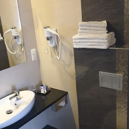 Bed & Breakfast Taan Royal Rewal