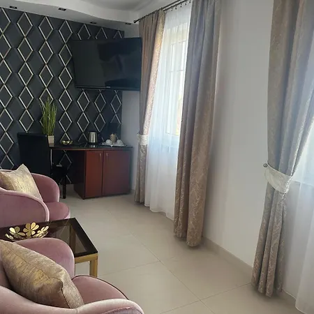 Taan Royal 4* Rewal