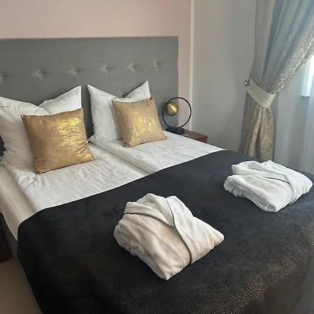 Taan Royal Alojamento de Acomodação e Pequeno-almoço