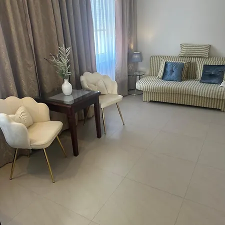 Taan Royal 4* Rewal