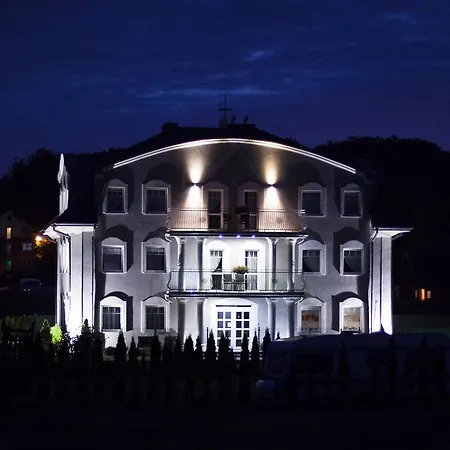 Nocleg ze śniadaniem Taan Royal